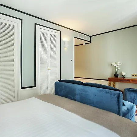Makom Ferdinand Duval 4* Parigi