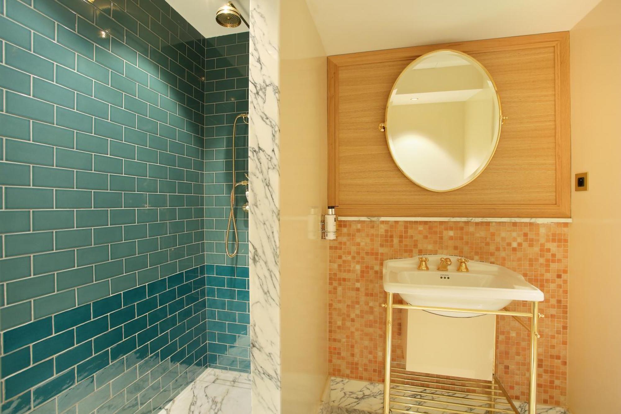Makom Ferdinand Duval Aparthotel Parigi
